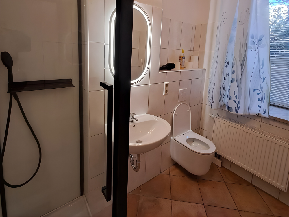 City Hideaways Ferienwohnung Mühle E2 Bad