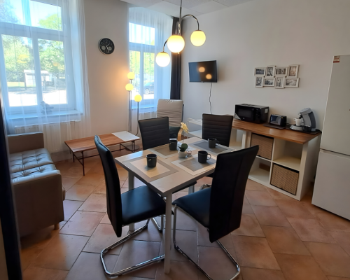 City Hideaways Ferienwohnung Mühle E1 Wohn Essbereich