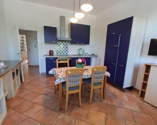 PHOTO-2025-08-26-13-39-02-1024x1024